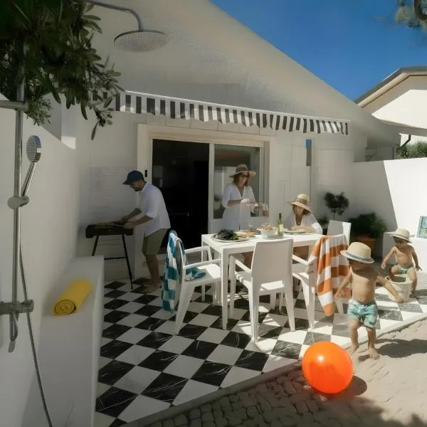 30m to Beach - Mindelo Ocean House, Hotel in Mindelo