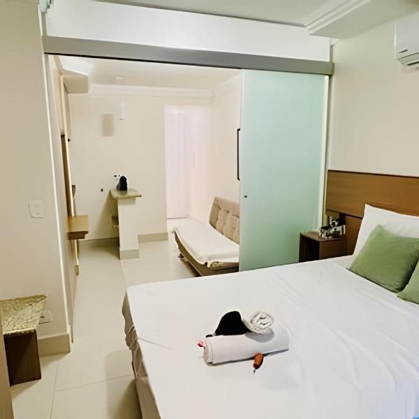 Flat Jardins Design Moderno com Piscina