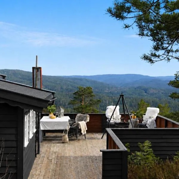 Cozy cottage with a Wonderful view - Hiking trails - Silence, hotel sa Mjåvatn