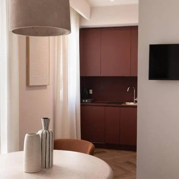 Fill's Luxury Design Apartments 100m from the Beach, hotel Riminiben