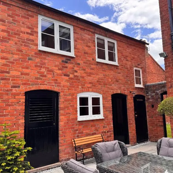 The Old Coach House - A beautifully renovated detached coach house in the centre of Astwood Bank, hotel a Redditch