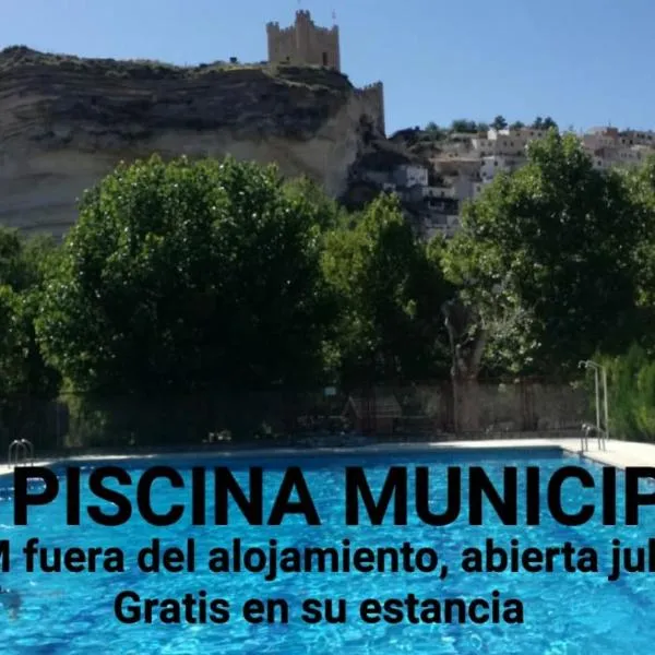 Apartamentos Los Robles, hotel di Alcala del Jucar