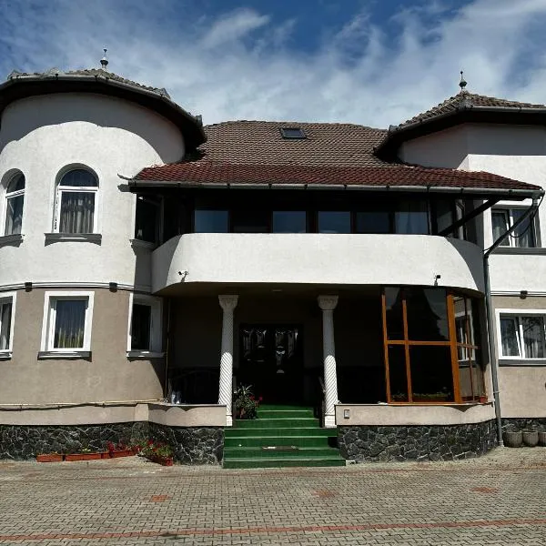 Crown Royal Camere 3 stele: Alba Iulia şehrinde bir otel