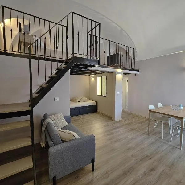 Sea Loft 80m dal mare nel centro storico, hotel em Imperia