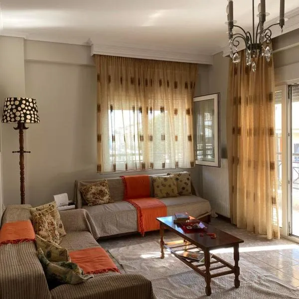 Watermelon Home, hotel in Nea Moudania