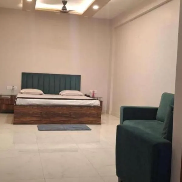 Om Hotel, hotel v destinácii Patna