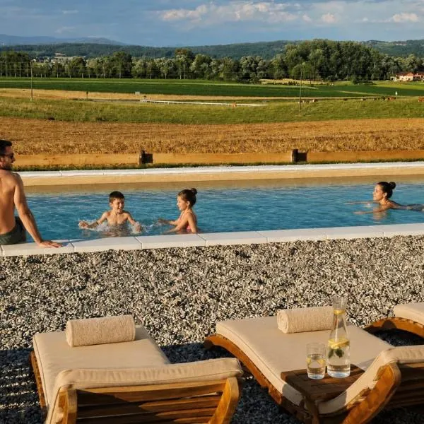 Resort Village Majer - Spa, Pool & Glamping, hotel em Gradac