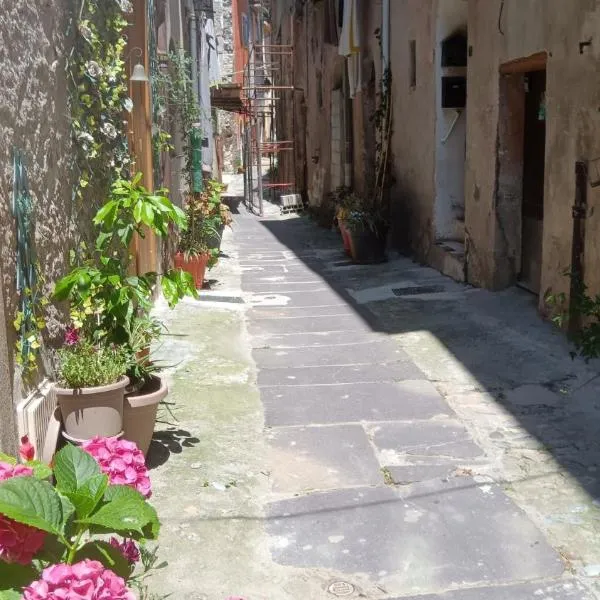 Charming apartment in Breil, hotel a Breil-sur-Roya