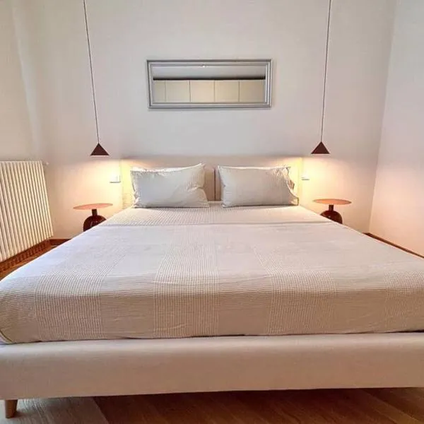 Modern Apartment Empoli, hotell sihtkohas Empoli