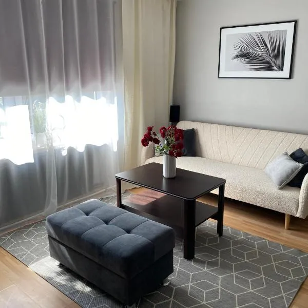Apartament Harmonia Skawina Przestronny apartament 46m, 2 pokoje, Bezpłatny parking, Blisko Krakowa, hotel u gradu Skavina