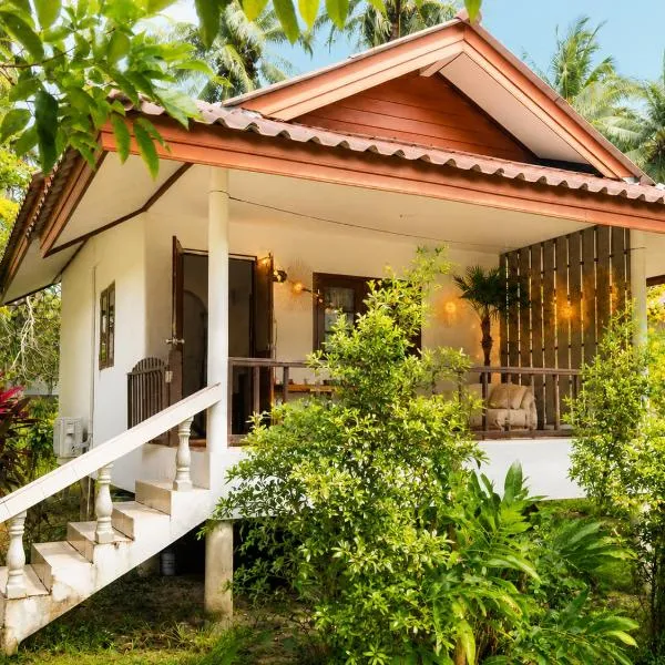 Charming House - Peaceful Garden Retreat - 2mn ZenBeach - Srithanu Center, hotel sa Srithanu