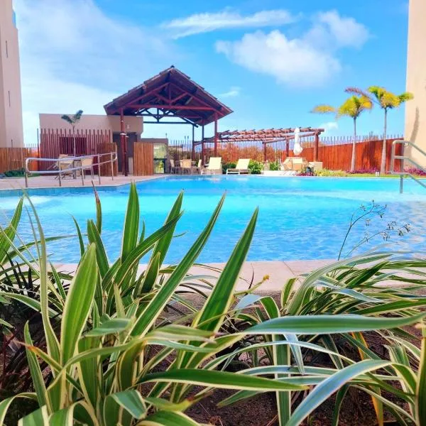 Flat Romântico- Jacuzzi Privativa- Dona Tita- a 300m da Praia dos Carneiros!, hotel in Praia dos Carneiros