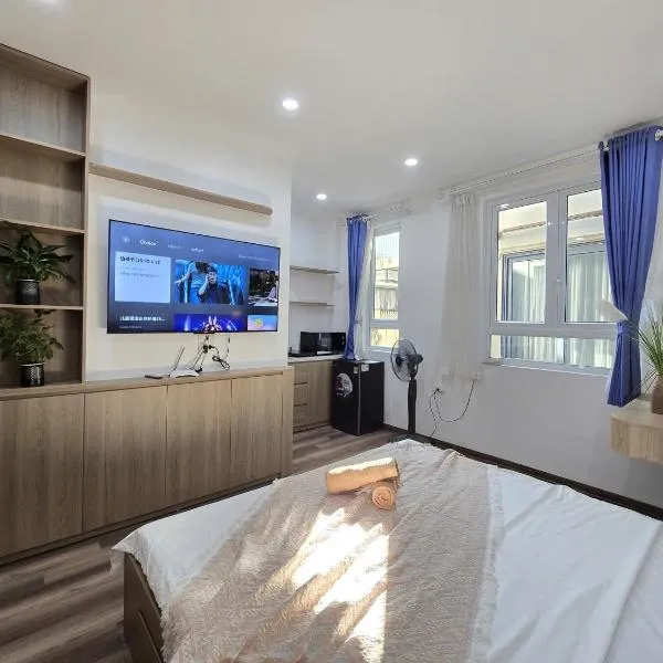 Lakenest Realty 20, 111 Xuân Diệu, Hotel in Hanoi