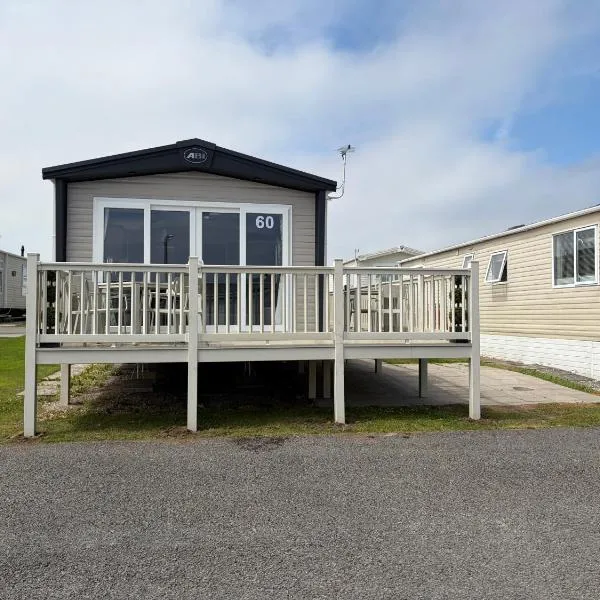 Caravan by the sea Trecco Bay, Hotel in Porthcawl