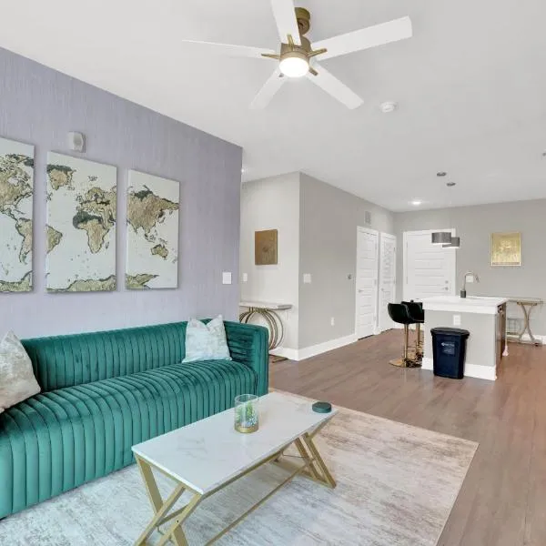 Luxury 2BR Retreat Near The Battery - 2 King Bed Beds - FREE Parking: Atlanta'da bir otel
