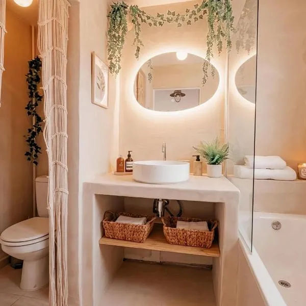 Appartement Cosy dans la marina Clim & Wifi 3231, hotel en Canet-en-Roussillon