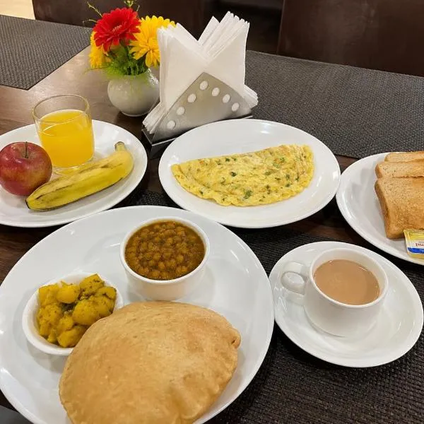 Hotel Blue Galaxy Gaur City Noida photo 2