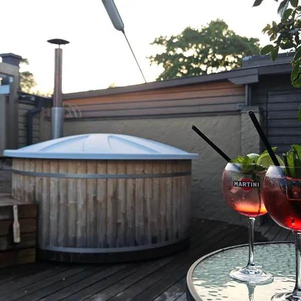 Real holiday feeling with sauna, hotel in Beddinge Strand