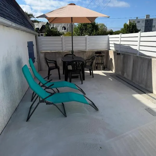 Charmant studio à Sarzeau, 20 m² avec terrasse, hotel v mestu Sarzeau