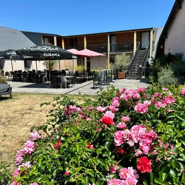 Nébouzat में, होटल Logis Hôtel Restaurant Volcan Sancy