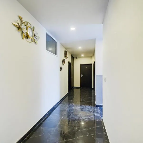 Hotel O Madhav Residency Jaipur International Airport, хотел в Джайпур