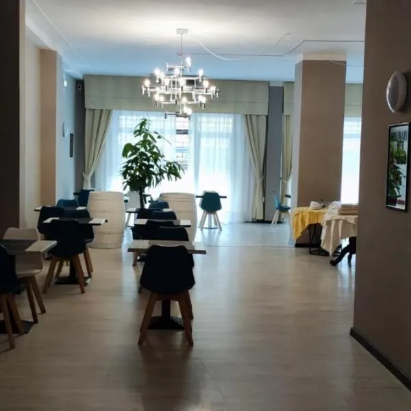 Hotel Europa, hotel u gradu Arma di Tađa
