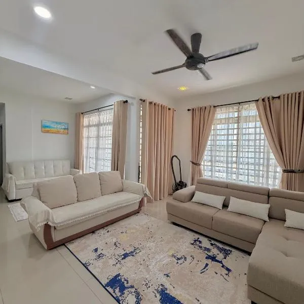 Singgah homestay saujana aster, hotel u gradu Putradžaja