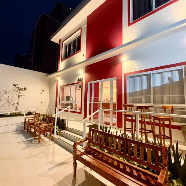 Mart's Hotel