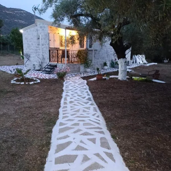 Helios Beach House, hotel a Mikros Gialos