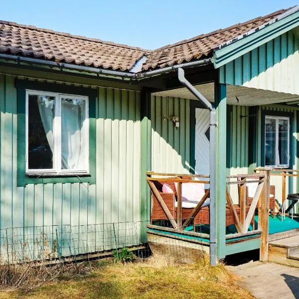 3 person holiday home in TROSA-By Traum, hotel em Trosa