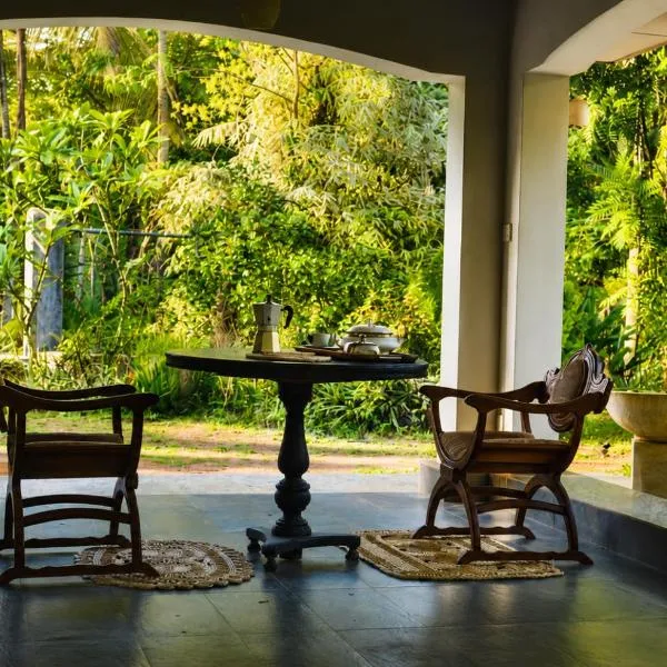 Luminosium Nature Retreat & Heritage Garden, hotel en Pannala