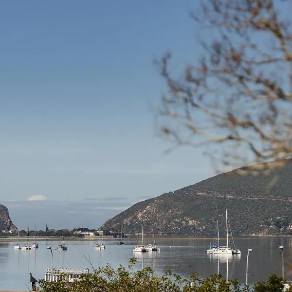 Water View Villas - Millwood Premium Apartment、クニスナのホテル