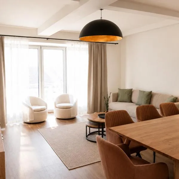 Sadebo Traveblick Suites Lübeck Innenstadt Erstbezug, hotell i Lübeck