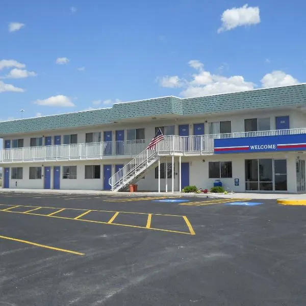 Motel 6-Laramie, WY, hotel u gradu Larami
