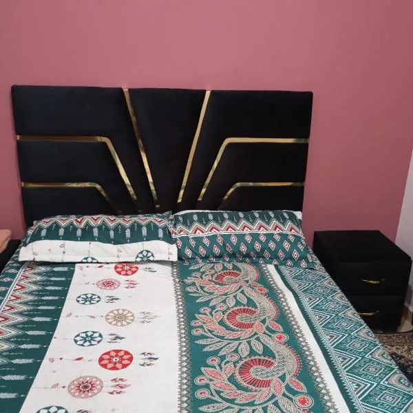 Asrati – hotel w mieście Ifrane