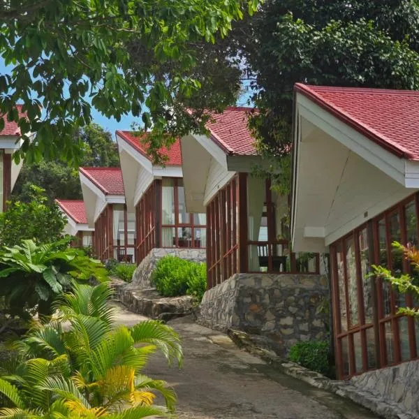 Alicia Resort، فندق في جزيرة كوه رونغ