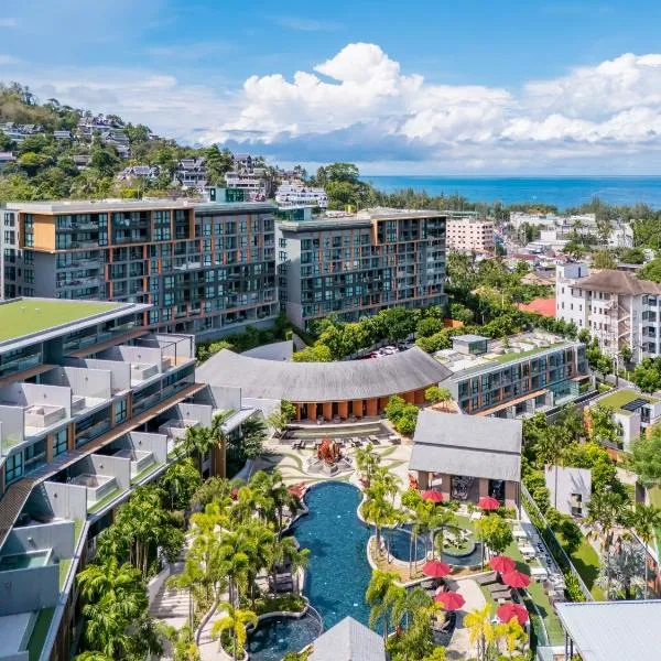 Mida Grande Resort Phuket Official Account, hotel v destinácii Surin Beach