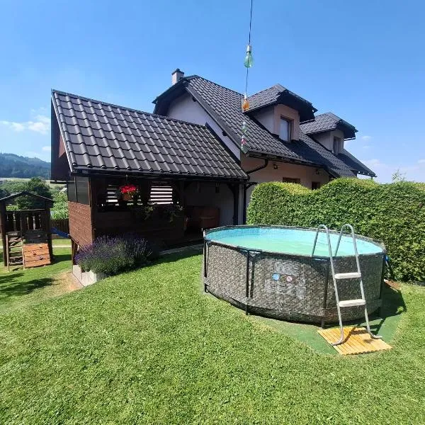 Apartmány u tenisového kurtu, Hotel in Mosty u Jablunkova