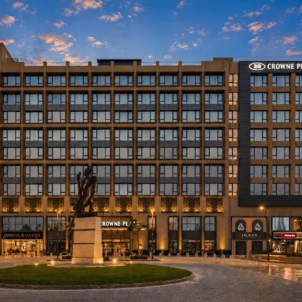 Crowne Plaza - West Cairo Arkan by IHG, hotel en Seis de Octubre