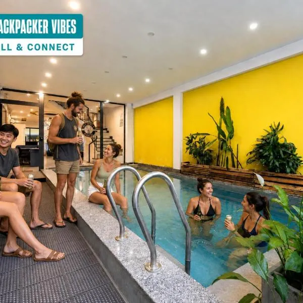 Two Horses Hostel, hotel in Hoi An