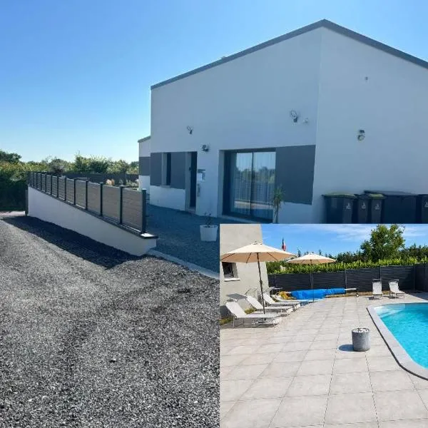 Gîtes Rozanna avec accès Piscine et SPA JACUZZI, hotel Saint-Jean-de-la-Rivière városában