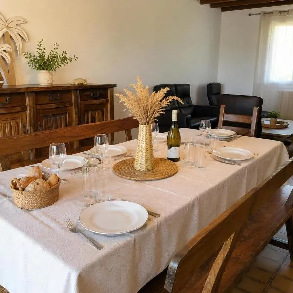 Grande maison 8 pers Guéret Tout inclus, khách sạn ở Guéret