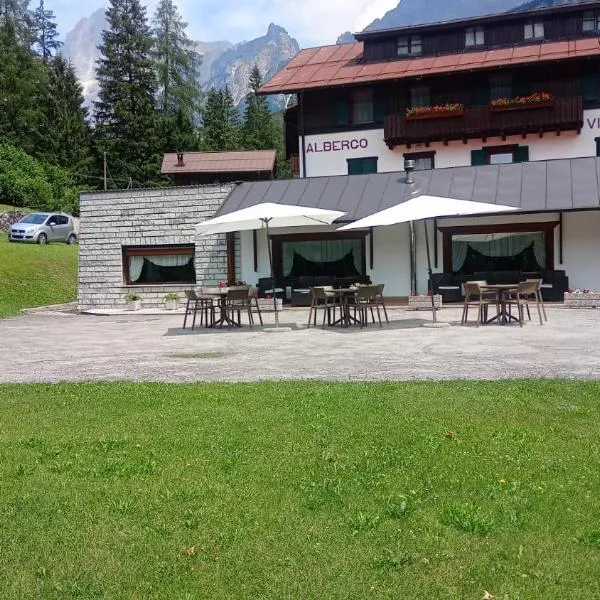 Hotel Villa Ines, хотел в Борка ди Кадоре