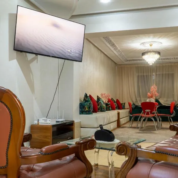 Spacious Tangier Apartment in Branes, Hotel in Tanger