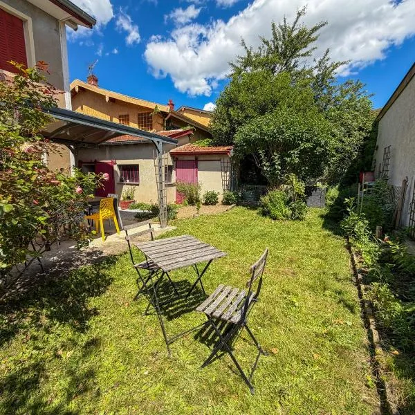 Ibis Rouge, hotel a Villars-les-Dombes