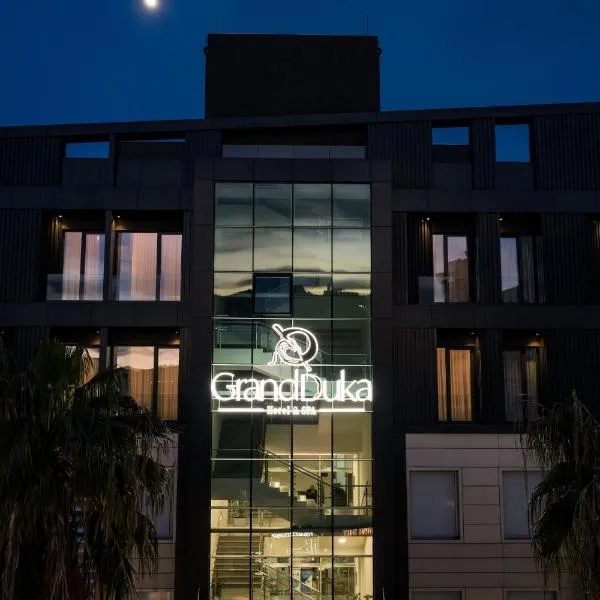 Grand Duka Hotel & SPA, hotell sihtkohas Durrës