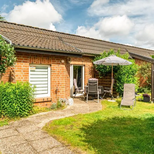 Blumenhaus mit Terrasse, hotel Warenben