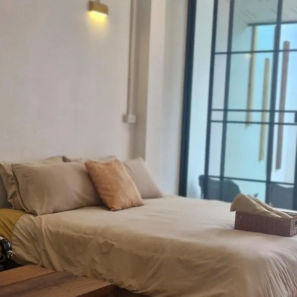 Doichang Riverhouseดอยช้างริเว่อเฮาส์: Ban Huai Khai şehrinde bir otel