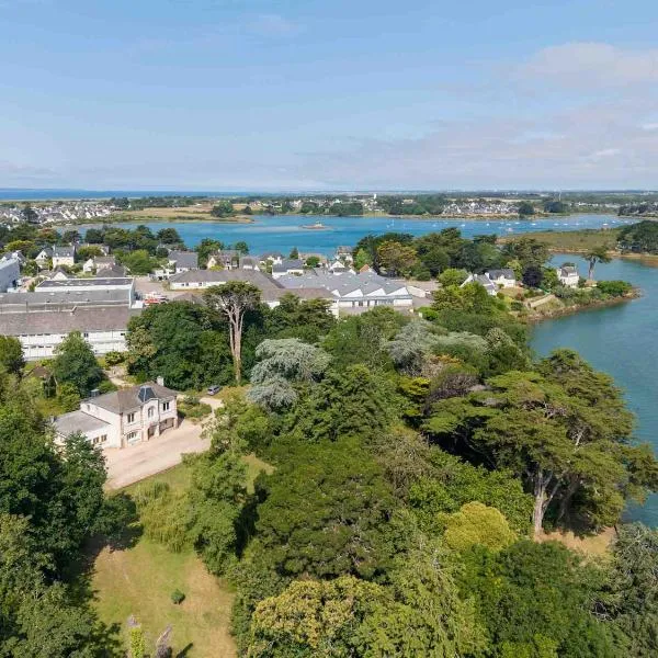 Le Château de la Garenne, hotel en Étel