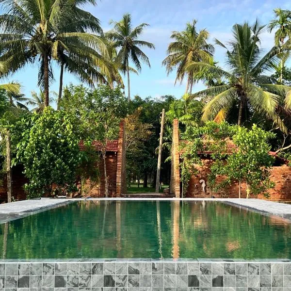 Dark Green Resort - Airport Transit Villa, hotel v Negombu